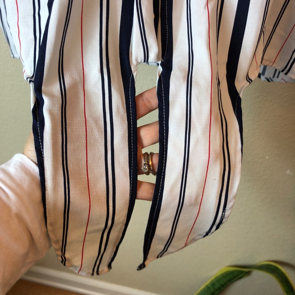 Lila Li || Striped Button Blouse - Picture 2 of 8